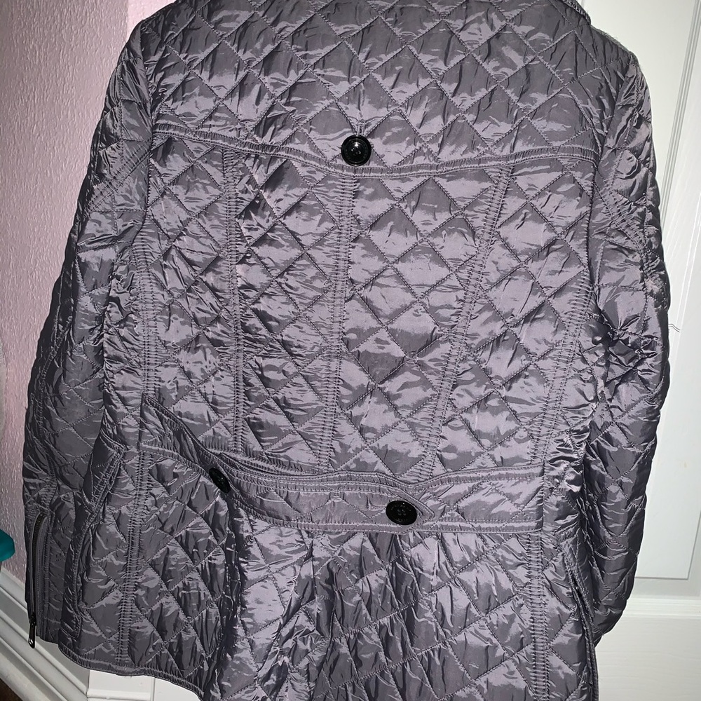 Burberry Brit Quilted Down Jacket Women’s - Picture 4 of 15